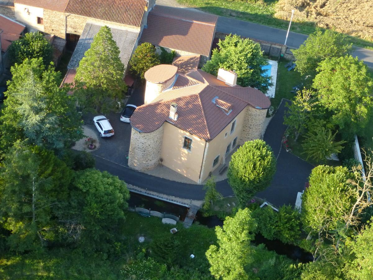 Chateau Des Aiguilles Saint-Remy-de-Chargnat Luaran gambar
